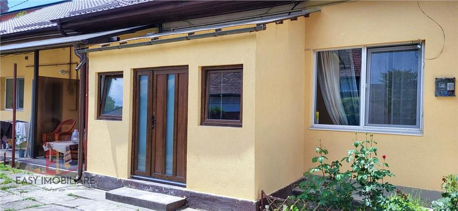 Casă individuală cu 2 camere cu Teren 100 Mp în Central