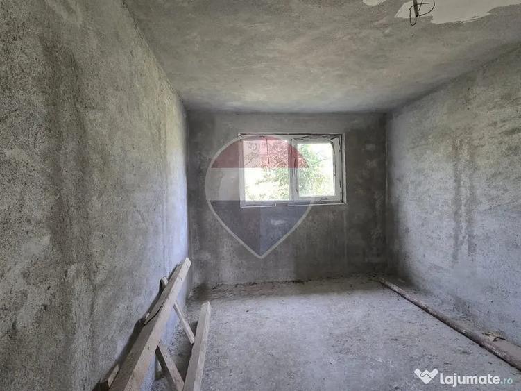 DE VANZARE Casa cu livada langa Lacul Facau 30 min ... - 8