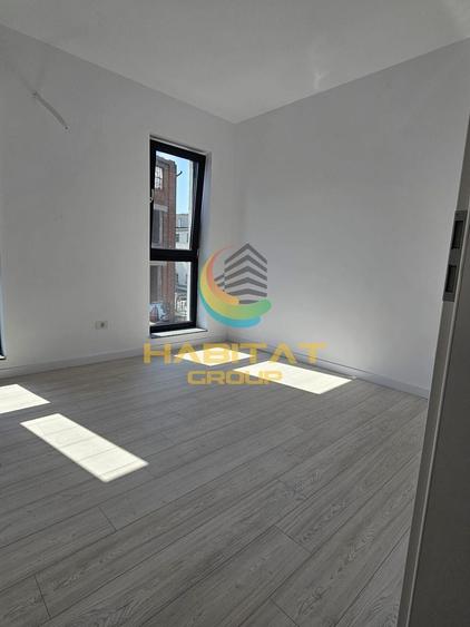 Apartament cu 2 camere decomandat în Splaiul Unirii