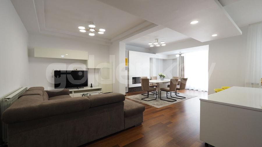 Apartament cu 4 camere decomandat, mobilat în Herăstrău — fotografia 2