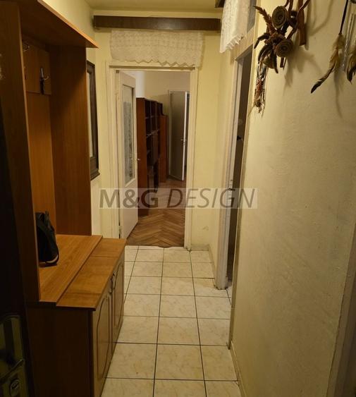 Apartament cu 2 camere semidecomandat în Girocului