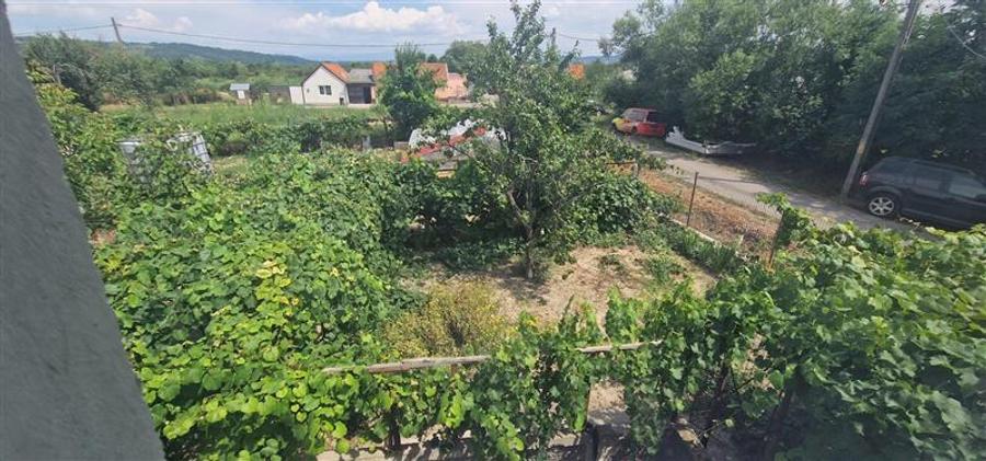 Casă individuală cu 6 camere cu Canalizare în Brebu