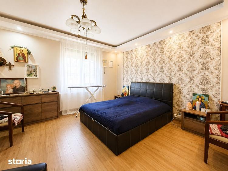 Casă cu 4 camere cu Teren 600 Mp în Central