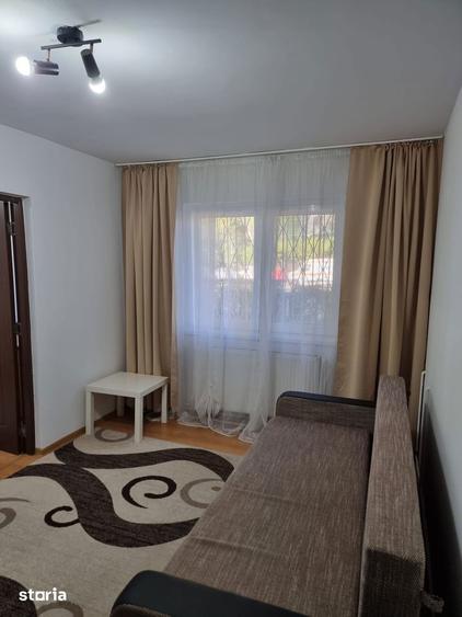 Apartament cu 2 camere semidecomandat în Spitalul Județean