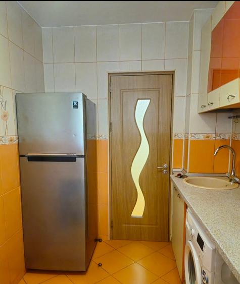 Apartament cu 2 camere semidecomandat în Iancului