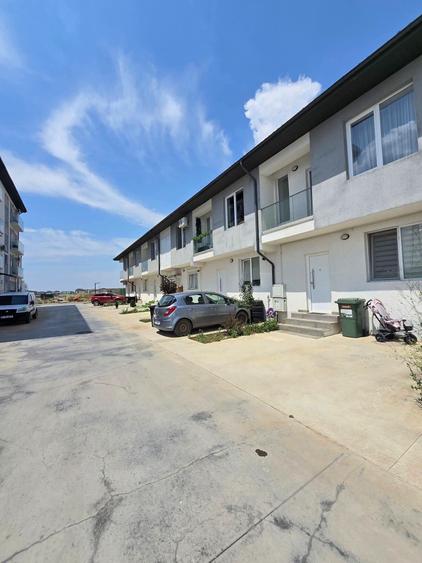 Duplex cu 3 camere cu Canalizare în Dobroești