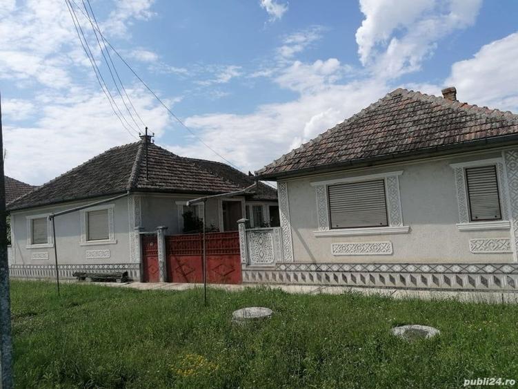 Casă cu 4 camere cu Teren 1400 Mp în Seleuș