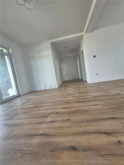Casă individuală cu 4 camere cu Teren 748 Mp în Moșnița Nouă