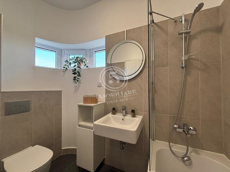 Apartament cu 2 camere semidecomandat în Tineretului