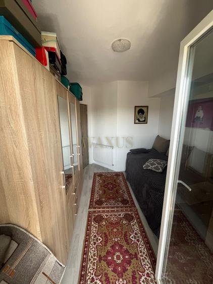 Apartament cu 2 camere semidecomandat, mobilat în Sud