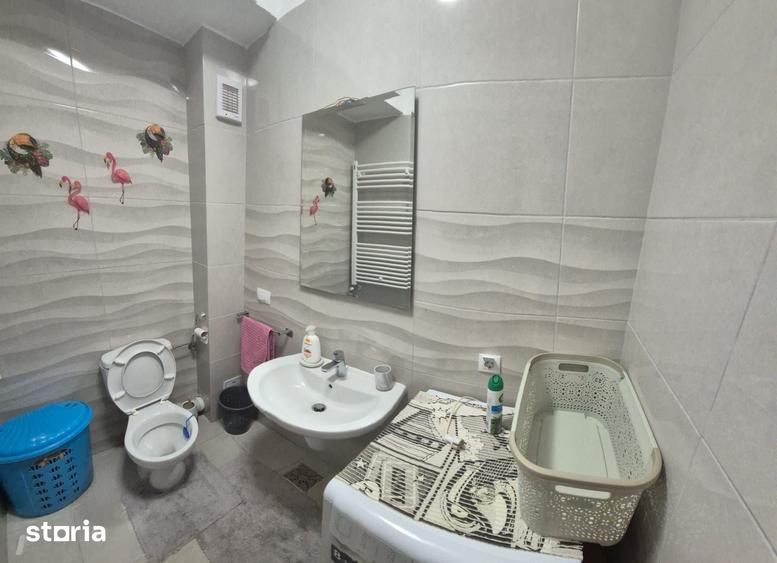 Apartament cu 3 camere în Mioriței
