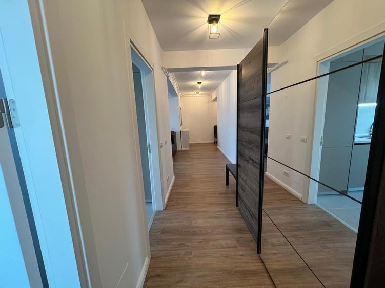 Apartament cu 2 camere semidecomandat în Băneasa