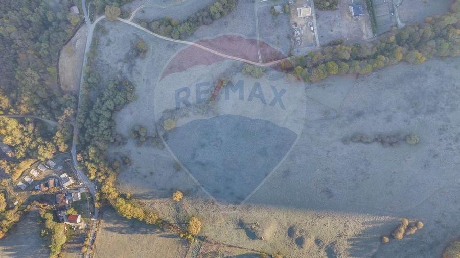 Teren Construcții intravilan de 654 mp, în Cheile Râșnoavei