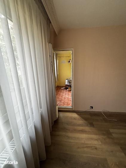 Apartament cu 2 camere decomandat în Rahova