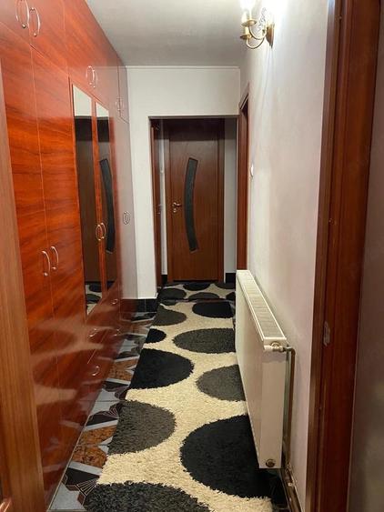 Apartament cu 3 camere decomandat în Ultracentral