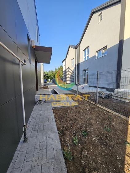 Casă individuală cu 3 camere cu Canalizare în Central