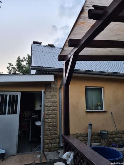 Casă cu 6 camere cu Teren 1100 Mp în Cozia