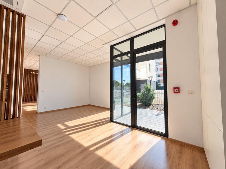 Spațiu comercial, de 110 mp, în Central