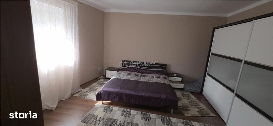 Casă cu 4 camere cu Teren 464 Mp în Central