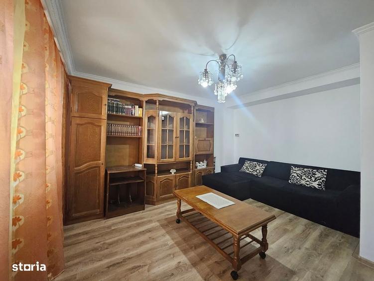 Apartament cu 2 camere decomandat în Teilor