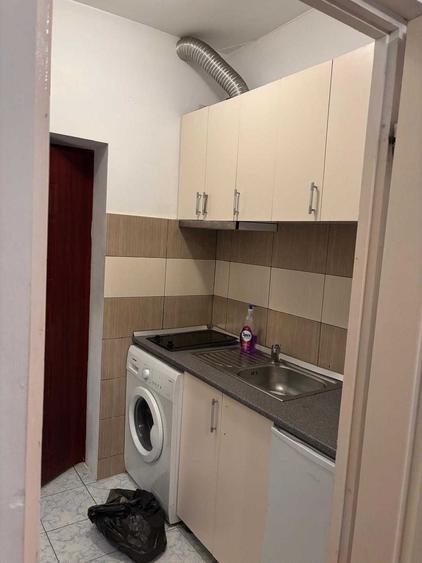 Garsonieră semidecomandată în Central