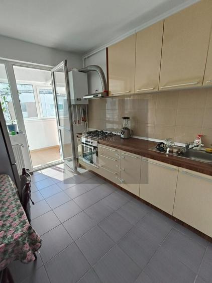 Apartament cu 2 camere decomandat în Metalurgiei