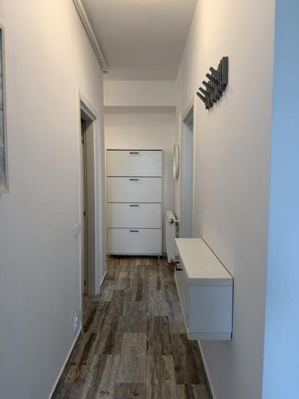 Apartament cu 2 camere decomandat în 1 Mai