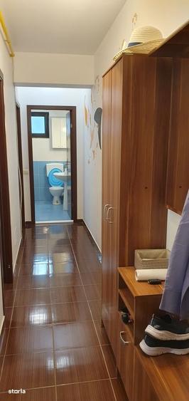 Apartament cu 2 camere decomandat, mobilat în Central