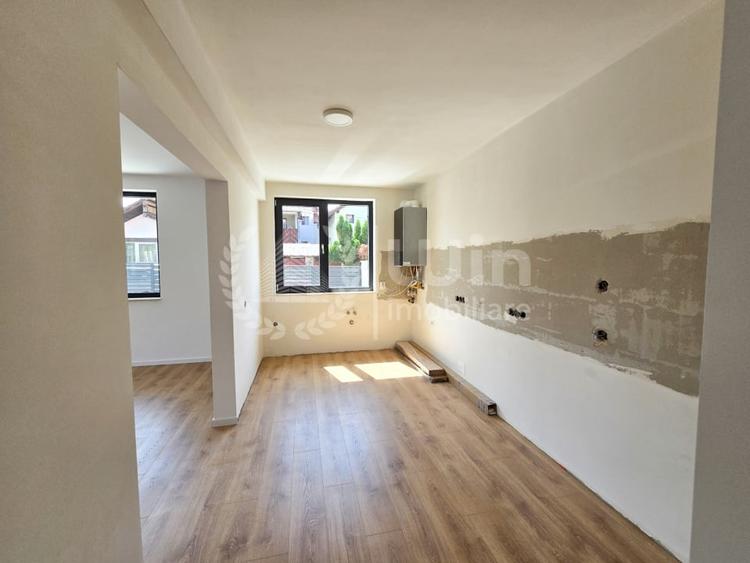 Casă individuală cu 7 camere cu Canalizare în Gheorgheni