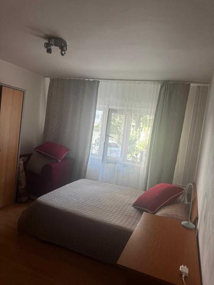 Apartament cu 2 camere decomandat în P-ța Doina