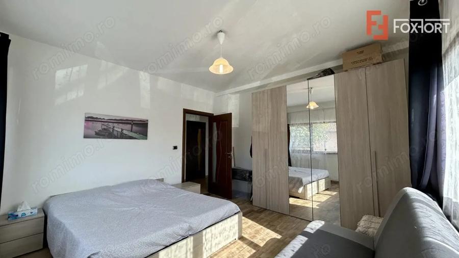 Apartament cu 3 camere semidecomandat, mobilat în Ghiroda