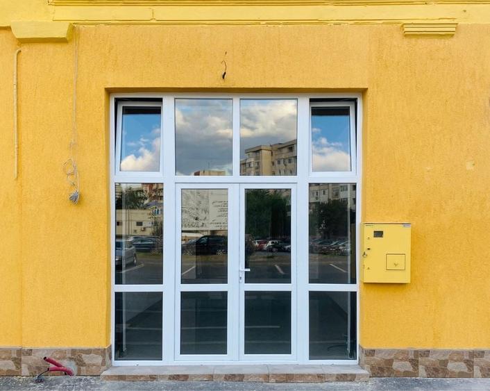 Spațiu comercial, de 70 mp, în Central