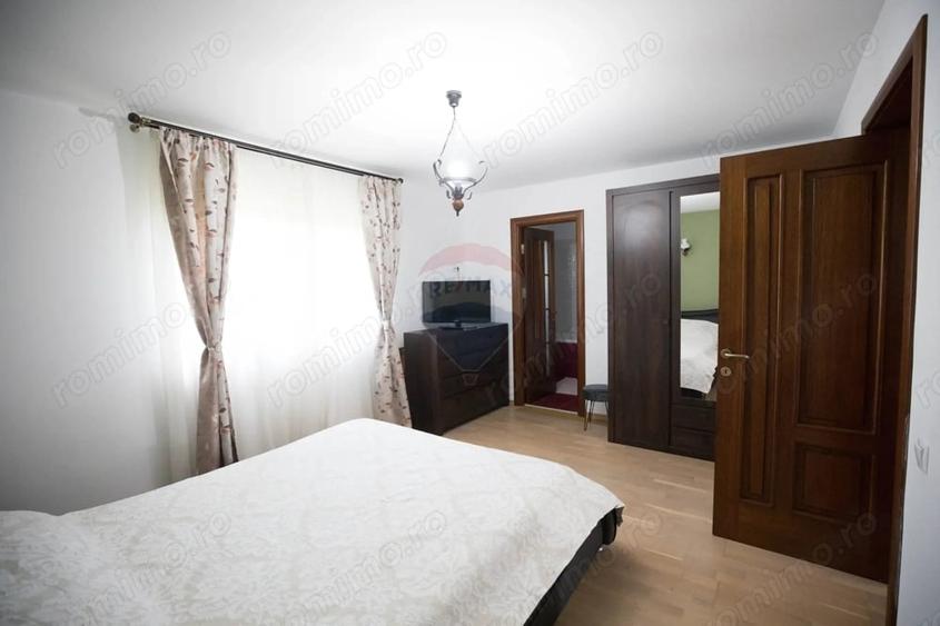 Casă cu 8 camere cu Teren 2130 Mp în Nistorești