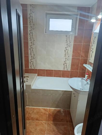 Apartament cu 2 camere decomandat în Mărăței