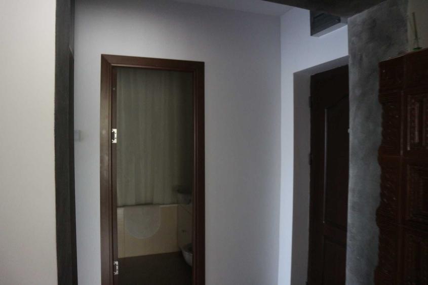 inchiriez apartament 2 camere - 2