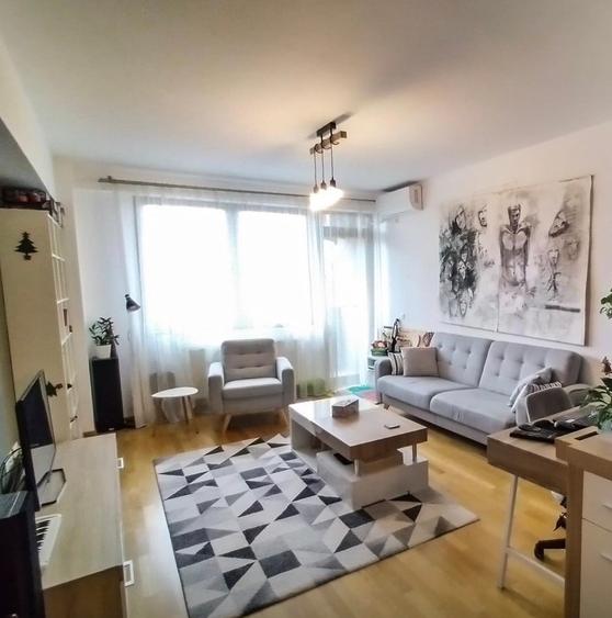 Vând apartament cu două camere în zona Aradului - 4