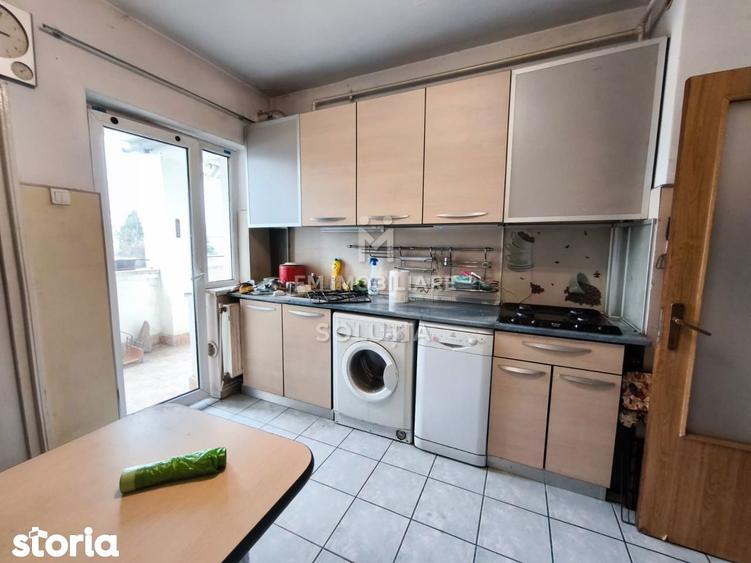 Apartament cu 3 camere decomandat în Orașul Vechi