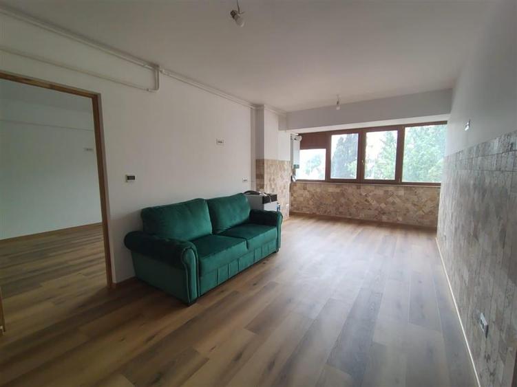 Apartament cu 3 camere decomandat în Burdujeni