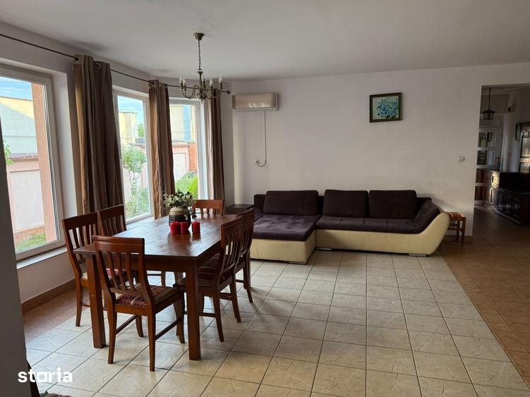 Casă cu 4 camere cu Teren 690 Mp în Sântandrei