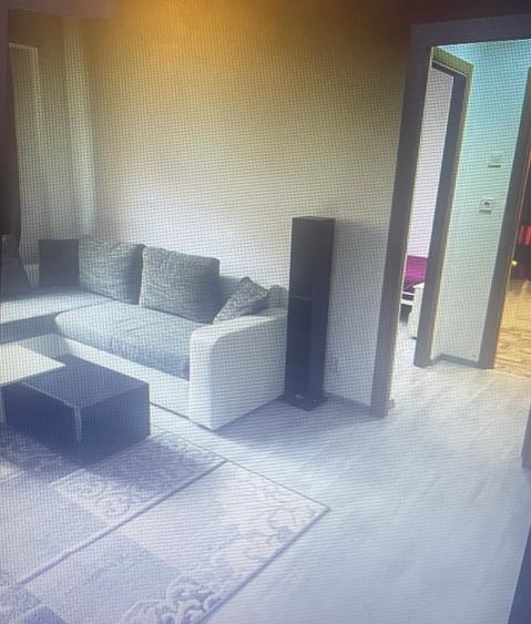 Apartament cu 2 camere semidecomandat în Tei