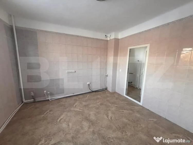 Spațiu comercial, de 320 mp, în Central