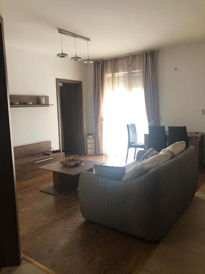 Apartament cu 2 camere semidecomandat în Sânmartin