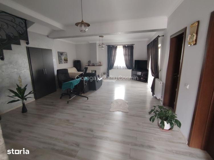 Duplex nou o parte finalizat iar cealalta parte 70 la suta terminat