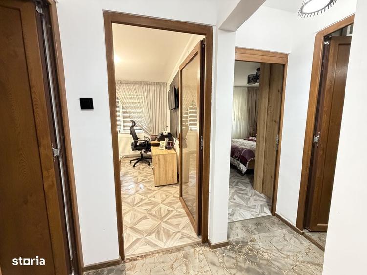 Apartament cu 3 camere decomandat în Central