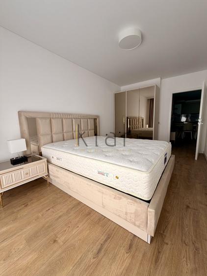 Apartament cu 3 camere semidecomandat, mobilat în Zorilor