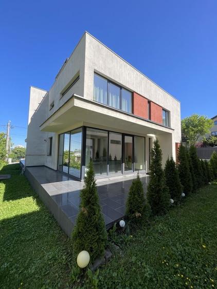 Casă cu 4 camere cu Teren 80 Mp în Europa