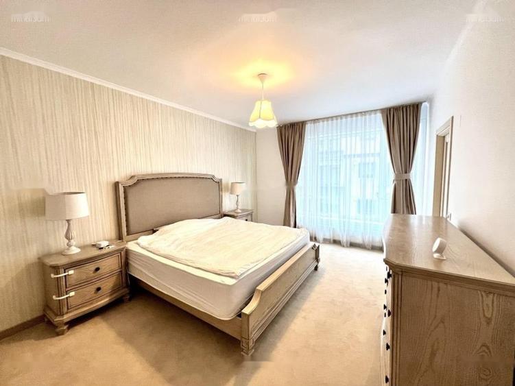 Apartament cu 3 camere în Barbu Văcărescu