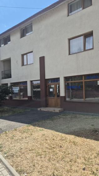 Spațiu comercial, de 200 mp, în Fălticeni