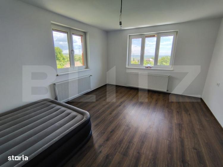 Casă cu 4 camere în Ceanu Mic