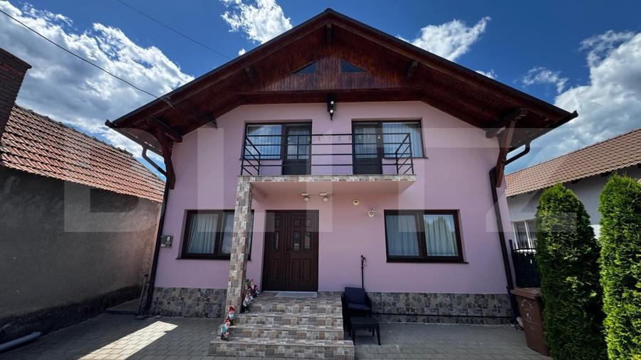 Casă individuală cu 4 camere cu Canalizare în Vințu de Jos